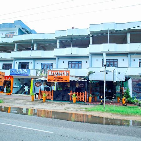 Isindu Sky Lodge ミリッサ エクステリア 写真
