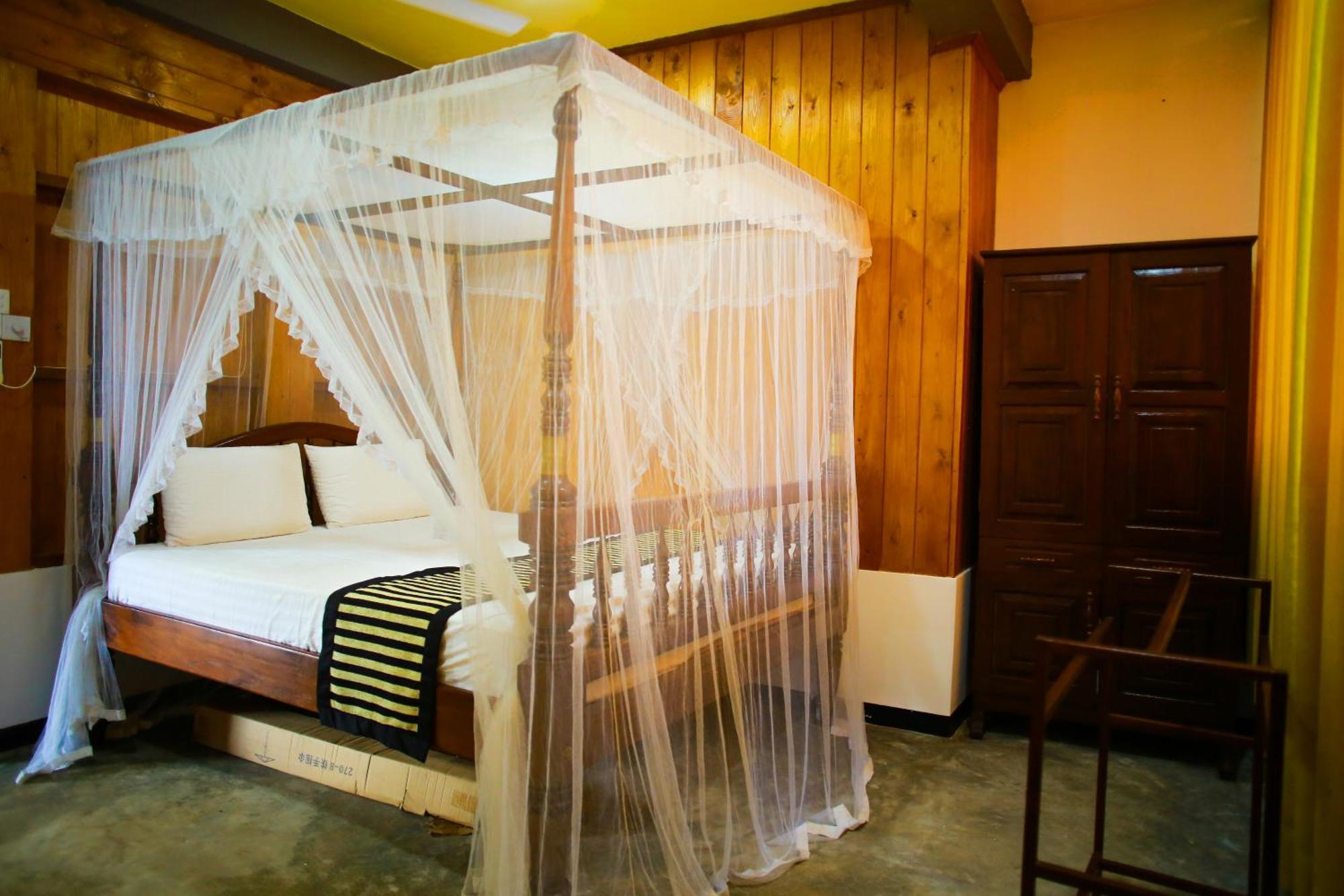 Isindu Sky Lodge ミリッサ エクステリア 写真