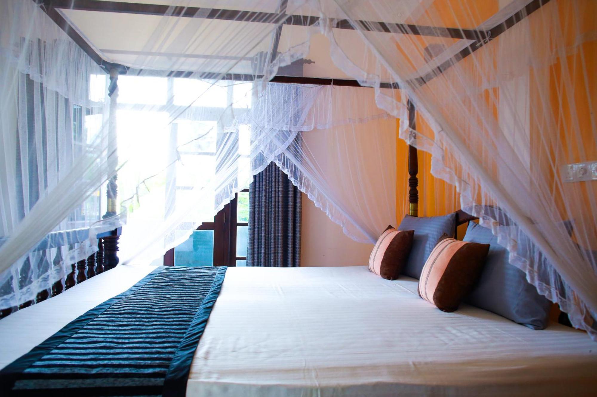 Isindu Sky Lodge ミリッサ エクステリア 写真